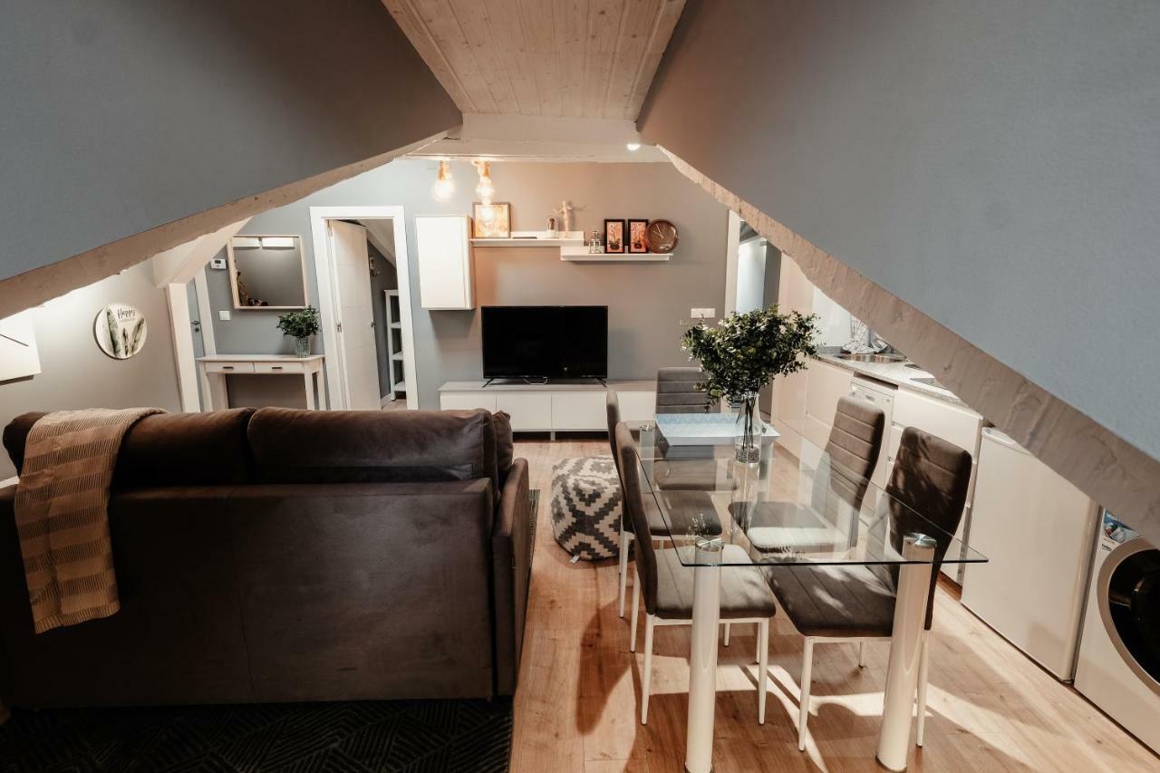 Atuaire Home El Baburril De La Calle Puebla Burgos Exterior foto